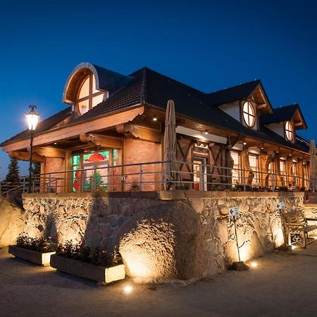 Siedem Drzew Hotel Biskupice  Екстериор снимка
