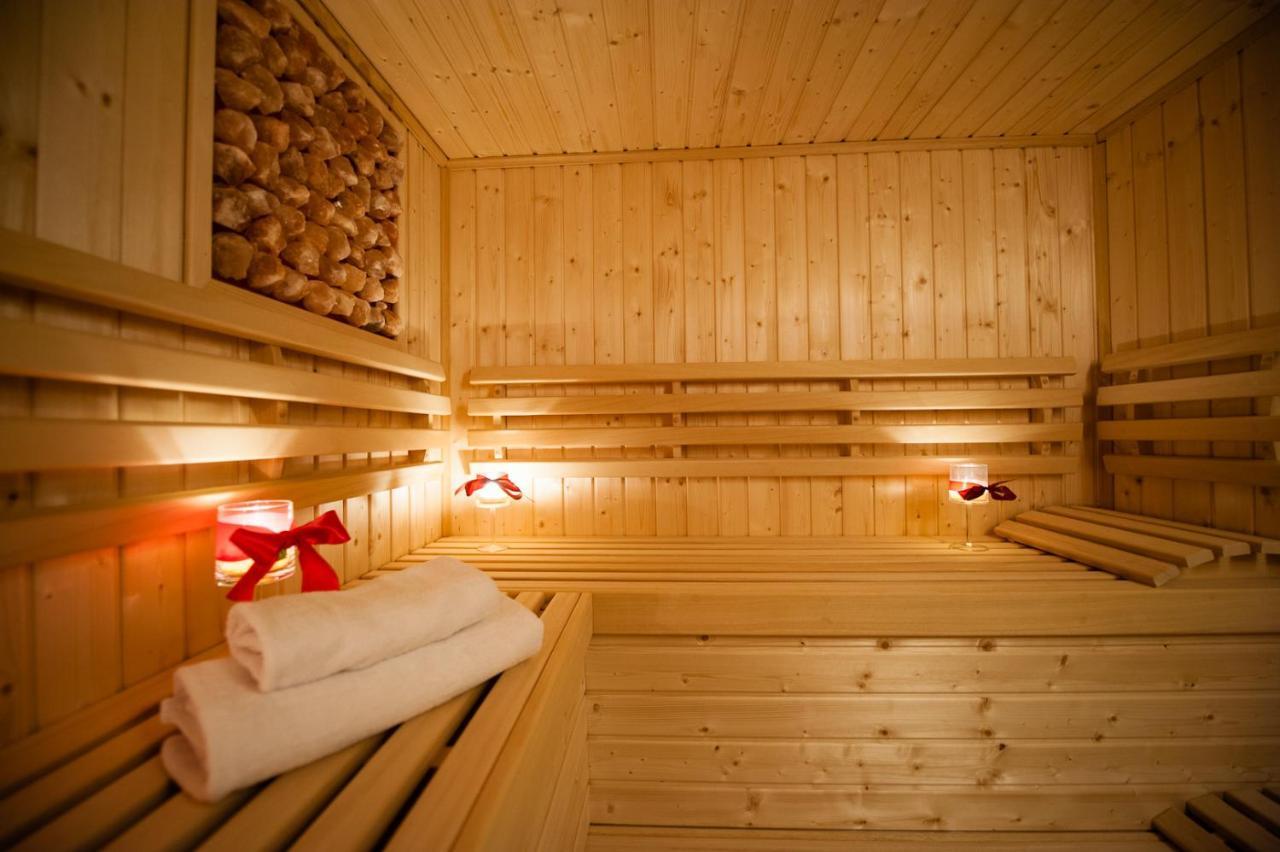 Siedem Drzew Hotel Biskupice  Екстериор снимка