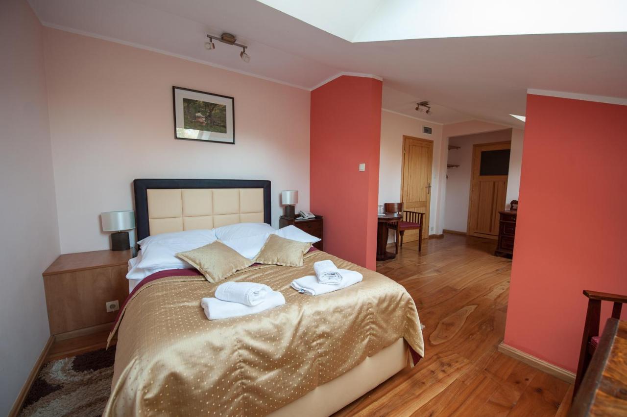 Siedem Drzew Hotel Biskupice  Стая снимка