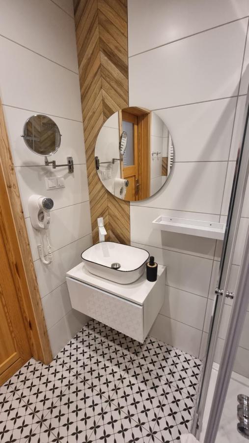 Siedem Drzew Hotel Biskupice  Екстериор снимка