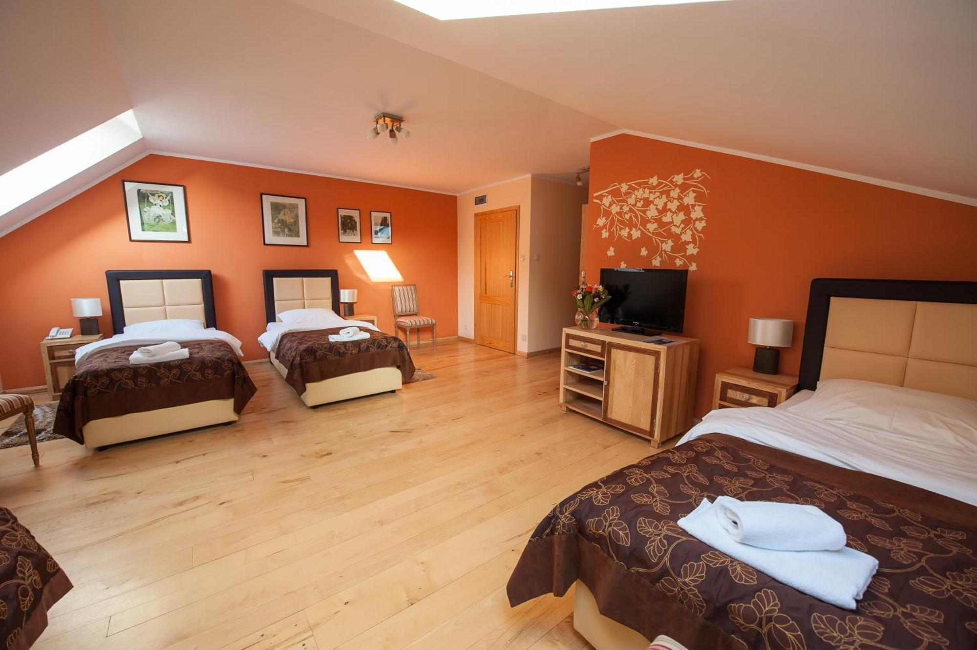 Siedem Drzew Hotel Biskupice  Стая снимка